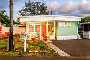 Eclectic Tarpon Springs Home: Bayou Across Street!