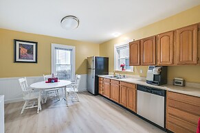 Medford Apartment Rental, 5 Mi to Downtown Boston