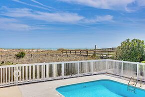 Carolina Beach Condo w/ Balcony & Ocean Access!