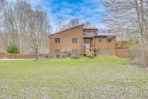 Pet-friendly Hopewell Junction Home w/ Pool