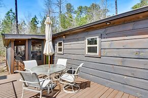 Waterfront Seneca Cabin ~ 4 Mi to Boat Launch!