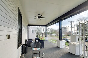 Stylish Home ~ 2 Mi to Jackson State & Belhaven!