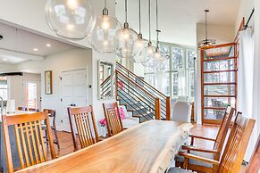 Modern Lake House Retreat w/ Deck on Pickwick Lake