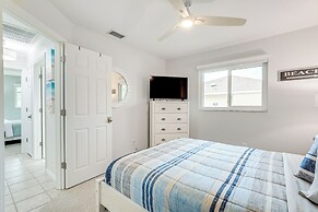 Port Charlotte Retreat w/ Heated Saltwater Pool!