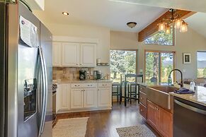 Mountain-view Angel Fire Cabin: 1 Mi to Ski Resort