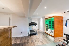 Luxury 3BR Townhome Private Gym BBQ