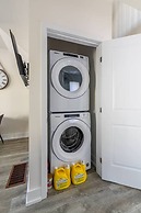 Luxury 3BR Townhome Private Gym BBQ