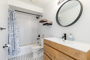 Luxury 3BR Townhome Private Gym BBQ