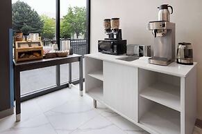 Days Inn By Wyndham Staten Island