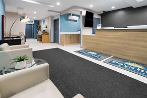 Days Inn By Wyndham Staten Island