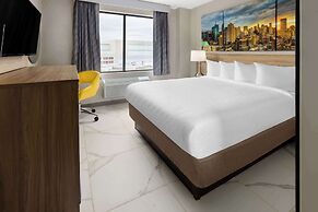 Days Inn By Wyndham Staten Island