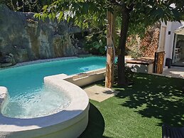 Casa Louise Suites and Spas