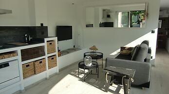 Casa Louise Suites and Spas