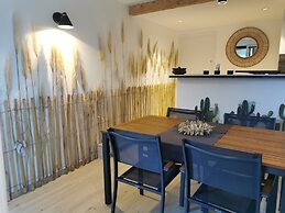 Casa Louise Suites and Spas