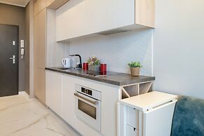 Apartment With Balcony by Renters