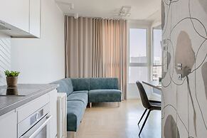 Apartment With Balcony by Renters