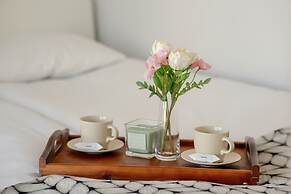 Apartment With Balcony by Renters