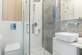 Apartment With Balcony by Renters