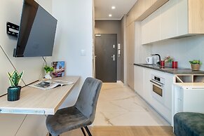 Apartment With Balcony by Renters