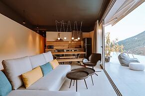 Theros Villas With Private Pool