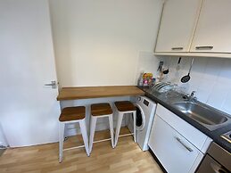 Charming Studio Flats Amazing Location