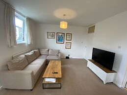 Charming Studio Flats Amazing Location