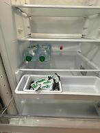 House in Croydon Welcomes you to Comfort and Style