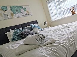 3bed Full House - Free Parking - Family Friendly!