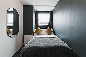 Garmoyle Road Flat 2