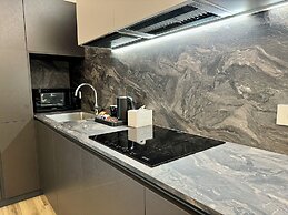Adige Apartments