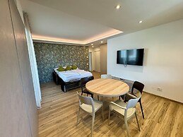 Adige Apartments