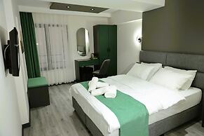 Aybek Ratio Hotel