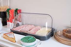 Lifestyle and Suites