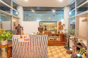 Lotus Bleu Guest House