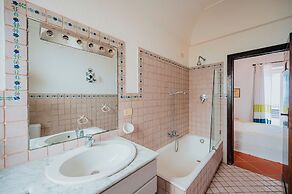 Villa White by Elite Villas