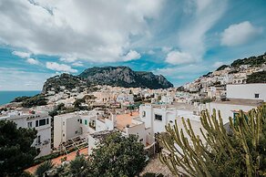 Villa White by Elite Villas