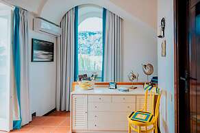 Villa White by Elite Villas