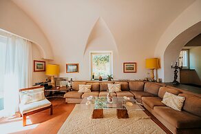 Villa White by Elite Villas