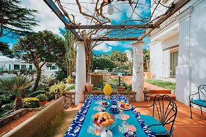 Villa White by Elite Villas