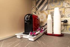 Via Carlo De Cesare 56 - Camera 2