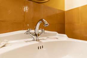 Via Carlo De Cesare 56 - Camera 2