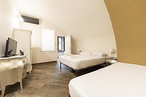 Via Carlo De Cesare 56 - Camera 2