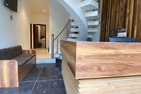 Goroomgo JK Residency Amritsar