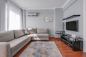 Central Flat w Balcony 5 min to Ortakoy Square