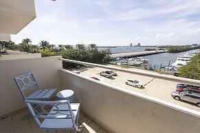 Vista Mar Bay Views Close to Miami Attractions