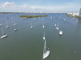 Vista Mar Bay Views Close to Miami Attractions