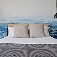 Bayshore Bliss- Cozy Space Pool Views