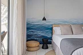 Bayshore Bliss- Cozy Space Pool Views