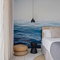 Bayshore Bliss- Cozy Space Pool Views