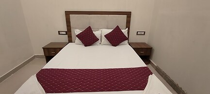 Hotel Blue Sky Residency